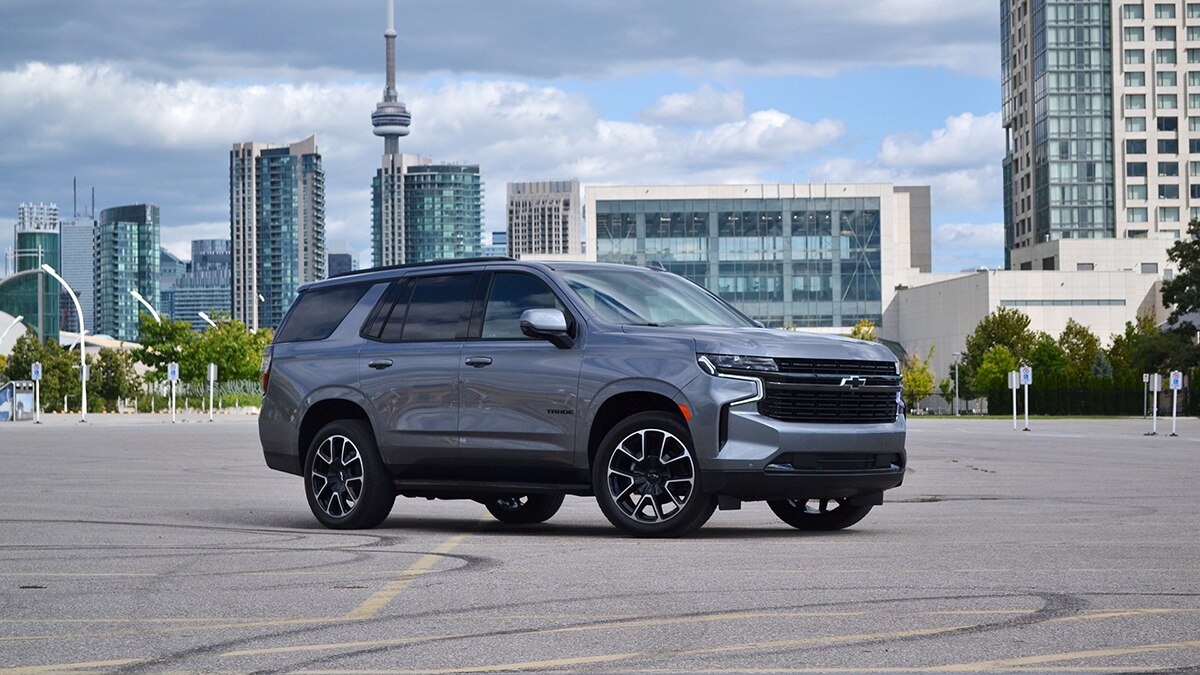 2021 Chevrolet Tahoe RST front right